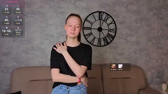 Snapshot of MissHiciano chatting on 04/03/26, 05:44 MissHiciano online show from 04/03/26, 05:44