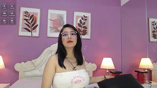 YayaQueen online show from 05/23/26, 11:58