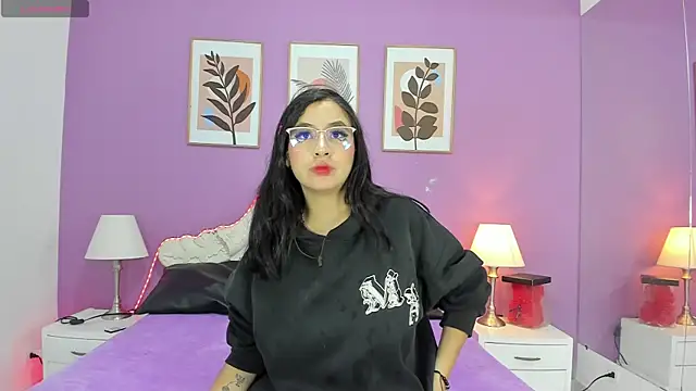 YayaQueen online show from 06/06/26, 12:21