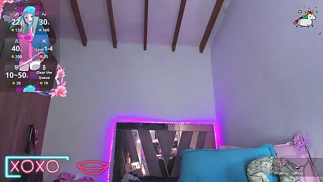 SkyeGabbyRose online show from 04/03/26, 10:46