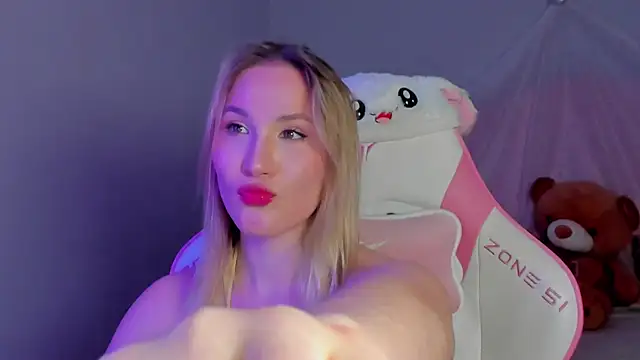 ElaraVoltage online show from 04/03/26, 05:44