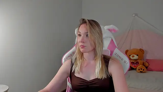 ElaraVoltage online show from 04/07/26, 05:35