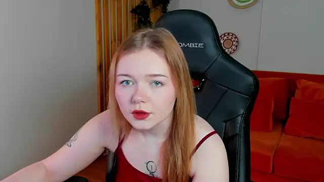 ElinaVale online show from 05/17/26, 04:03