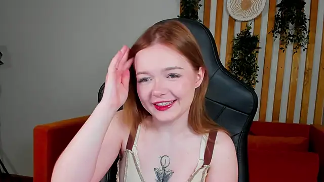 ElinaVale online show from 06/19/26, 05:12