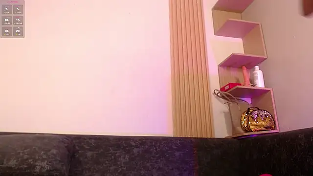 queen adhara online show from 04/11/26, 12:31