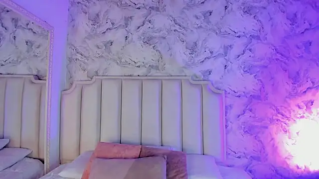 Tamara Ferrer online show from 04/21/26, 11:27