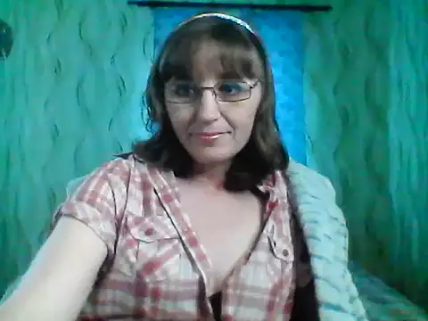 Alisaprice077 online show from 04/10/26, 10:20