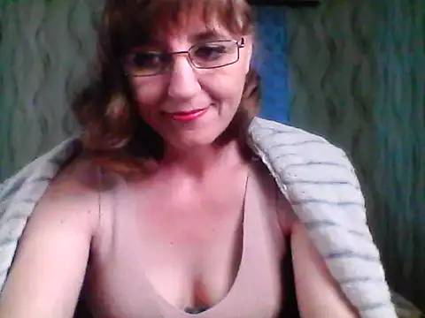 Alisaprice077 online show from 05/29/26, 12:25