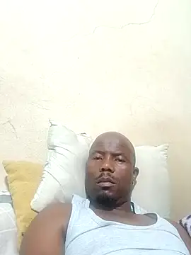 Snapshot of Zolani003 chatting on 05/05/26, 07:44 Zolani003 online show from 05/05/26, 07:44
