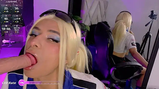 Danika Dahl online show from 05/17/26, 06:44