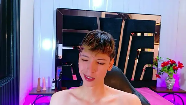 Stefany PiInk online show from 03/28/26, 12:05