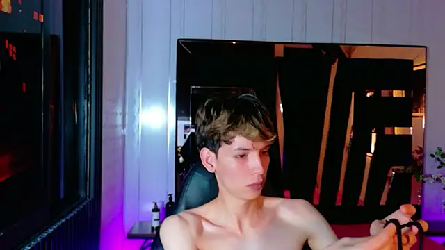 Stefany PiInk online show from 04/04/26, 01:19