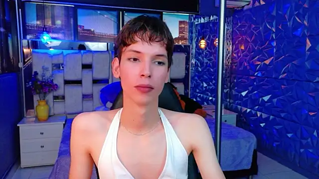 Stefany PiInk online show from 05/09/26, 12:32