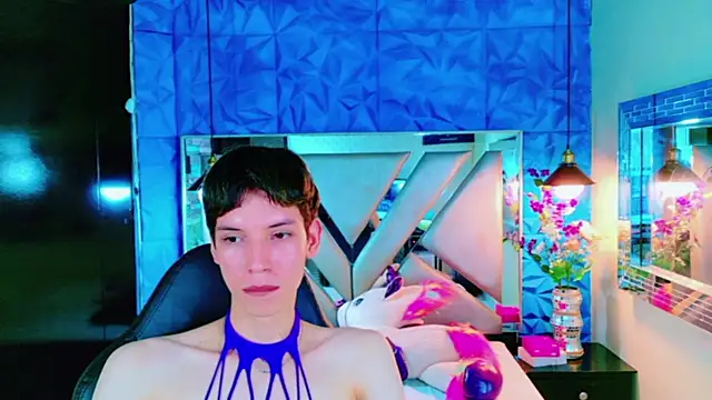 Stefany PiInk online show from 05/10/26, 04:34