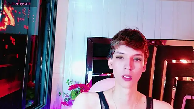 Stefany PiInk online show from 05/18/26, 12:22