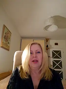 JanieLight53 online show from 03/24/26, 12:37