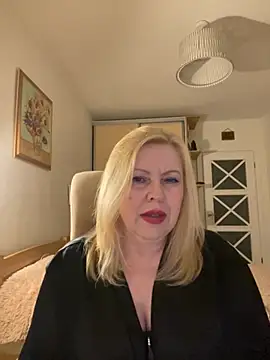 JanieLight53 online show from 04/16/26, 09:39