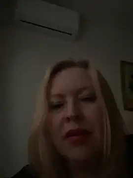 JanieLight53 online show from 05/15/26, 11:34