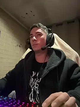 Cr1sXPorn online show from 06/15/26, 03:31