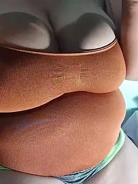 latina bigtitss online show from 03/30/26, 04:35