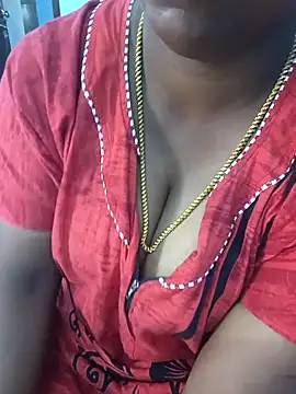 Snapshot of jothika45 chatting on 03/13/26, 03:13 jothika45 online show from 03/13/26, 03:13