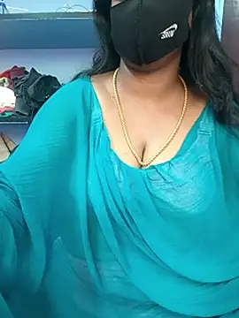 Snapshot of jothika45 chatting on 03/16/26, 07:01 jothika45 online show from 03/16/26, 07:01