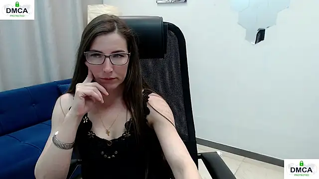 Snapshot of eva_lady chatting on 05/23/26, 10:19 eva lady online show from 05/23/26, 10:19