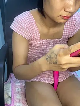 -Lilyn- online show from 04/14/26, 06:08