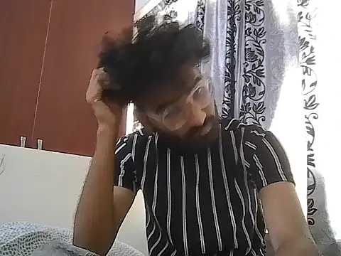 Madhu08fm online show from 04/19/26, 08:46
