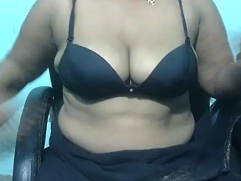 Rashmi hotgirl online show from 05/18/26, 08:14