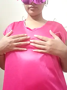 Snapshot of Full_MASTI5 chatting on 04/07/26, 06:41 Full MASTI5 online show from 04/07/26, 06:41