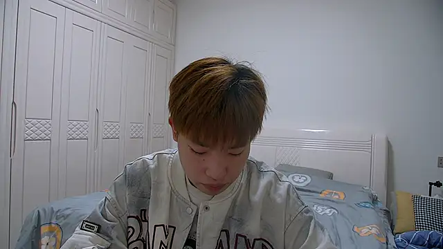 Similu-001 online show from 03/08/26, 10:08