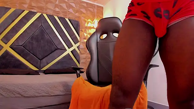 Oliver Laurent  online show from 04/06/26, 11:27