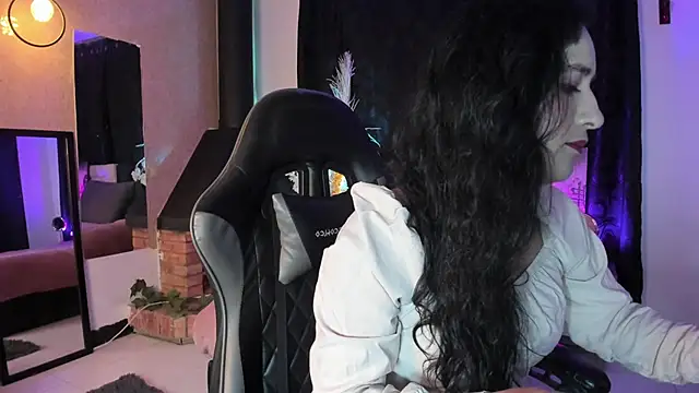 Vicky Angeel online show from 05/23/26, 01:22