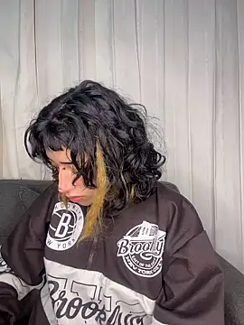 baby akuma online show from 03/18/26, 02:58