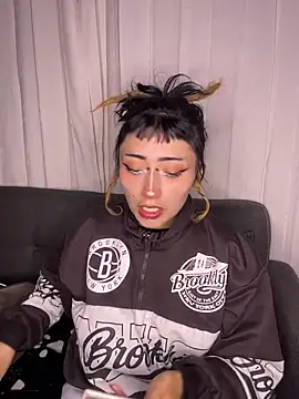 baby akuma online show from 03/19/26, 03:43