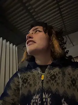 baby akuma online show from 04/01/26, 02:56