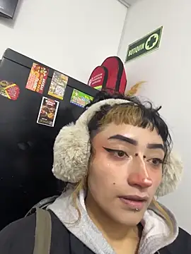 baby akuma online show from 05/09/26, 02:39