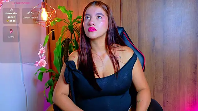 Victoria Rous online show from 05/04/26, 08:38