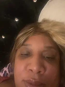 AloraXX online show from 03/07/26, 06:05