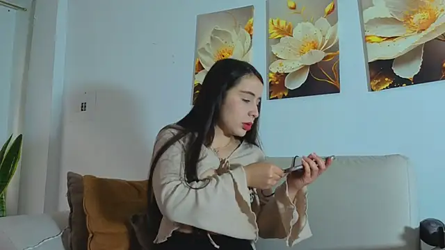 Viioletcollins online show from 04/23/26, 12:40