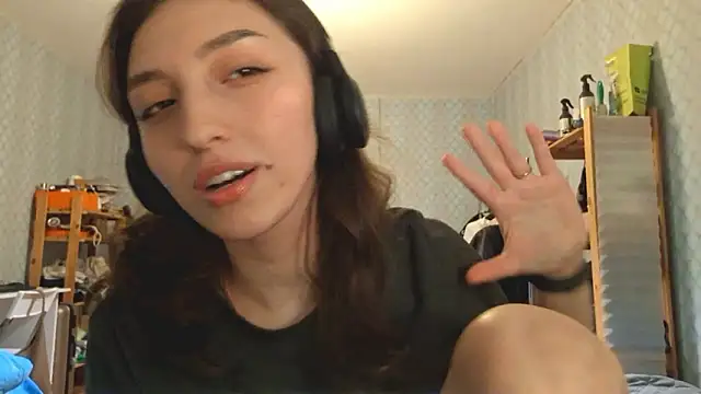 CindyLight online show from 03/27/26, 04:18