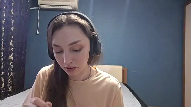 CindyLight online show from 04/10/26, 04:01