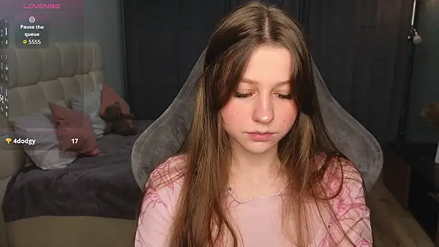 Kristy Bell1 online show from 04/10/26, 10:36