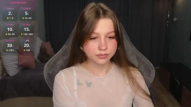 Kristy Bell1 online show from 04/15/26, 10:10