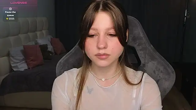 Kristy Bell1 online show from 04/22/26, 10:11