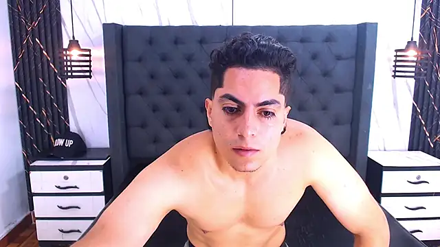 Alex Wolft online show from 03/11/26, 11:27