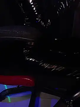 Snapshot of LadyIvanna chatting on 03/19/26, 05:39 LadyIvanna online show from 03/19/26, 05:39