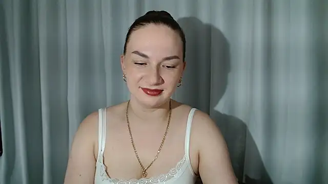 Belle Fiesta online show from 04/10/26, 10:47