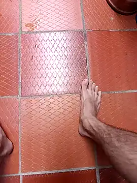 Juango24321 online show from 03/07/26, 09:34